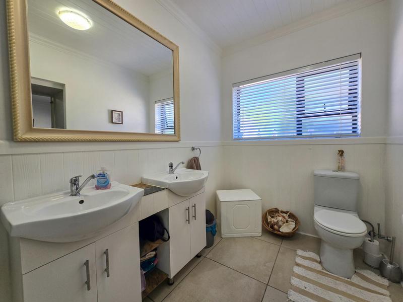 3 Bedroom Property for Sale in Stilbaai Wes Western Cape